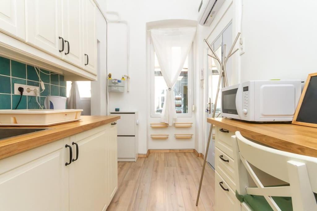H10 By Nw Apartment