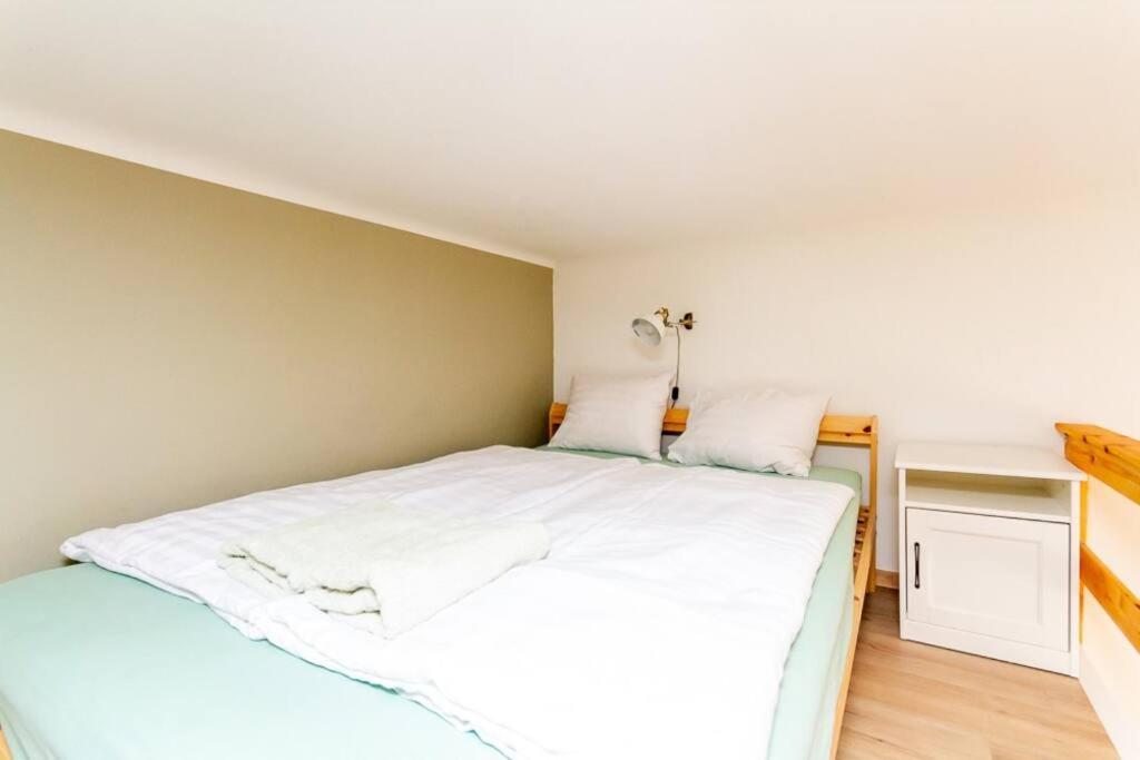 H10 By Nw Apartment *